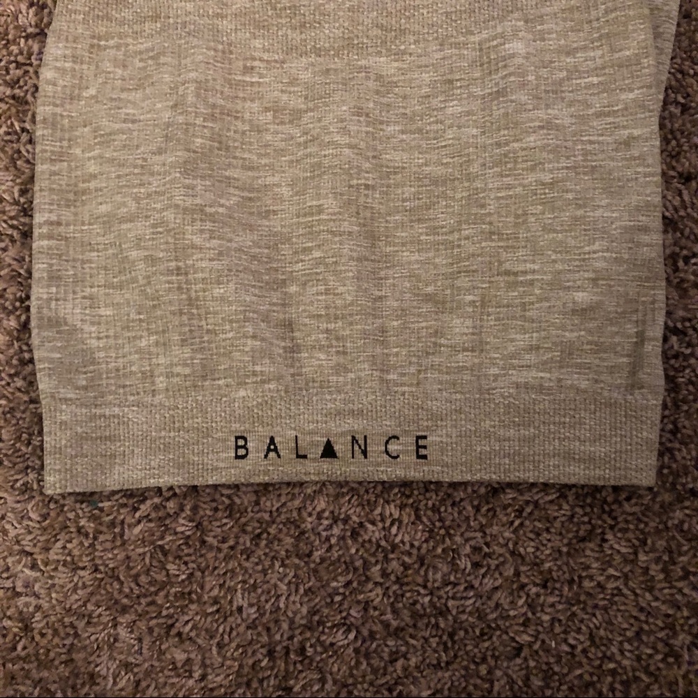 Balance Athletica - Purpose Hood Full size small - Picture 6 of 8